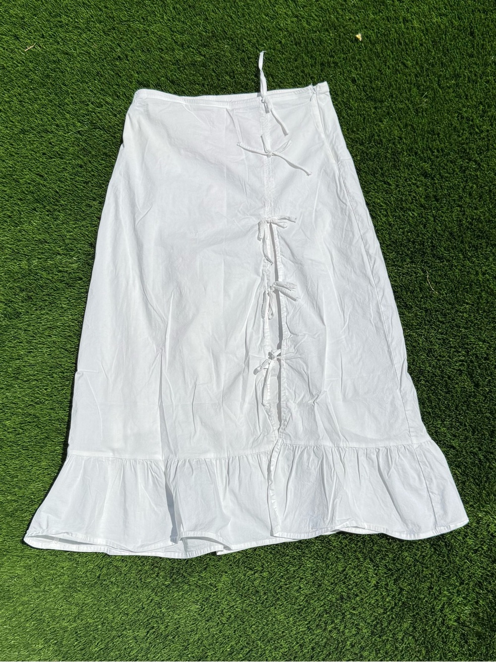 Tiger Mist White Tie-Front Ruffle Midi Skirt